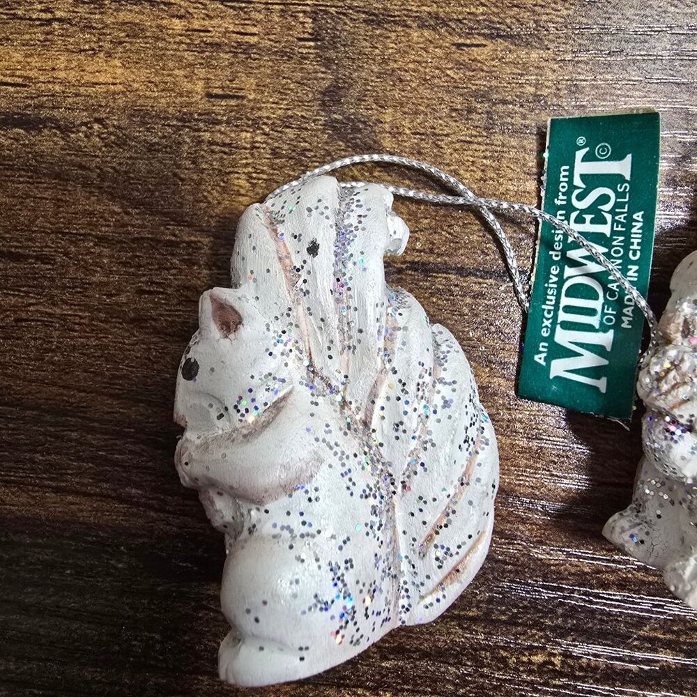Set of 3 Squirrel Ornaments White Glitter Christmas Winter Midwest Canon Falls - Picture 2 of 13